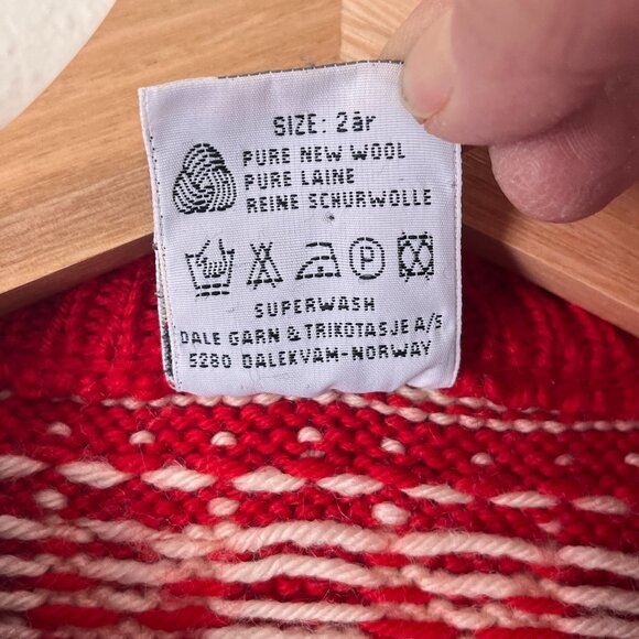 Vintage Dale of Norway Children's wool sweater - EUC - Picture 7 of 11